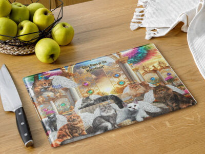 Main Coons  ( Heaven in the Home)  " Glory Paws of the Magnificent" 11x15  Glass cutting board
